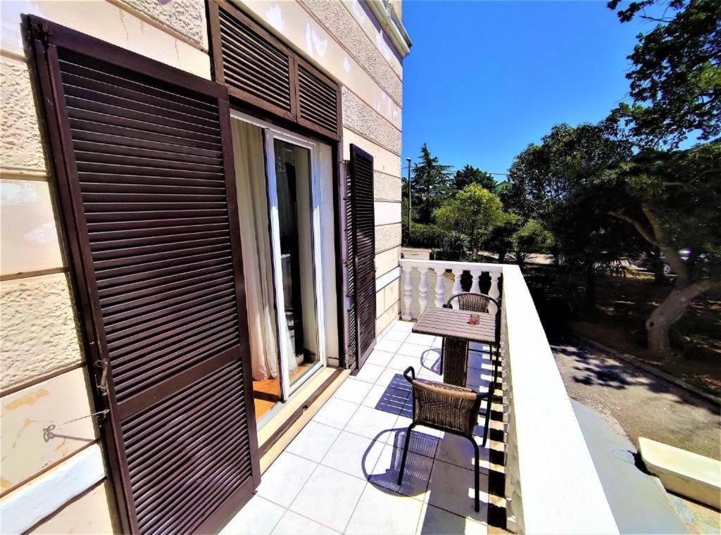 San Valentino Hotell Bašanija Exteriör bild