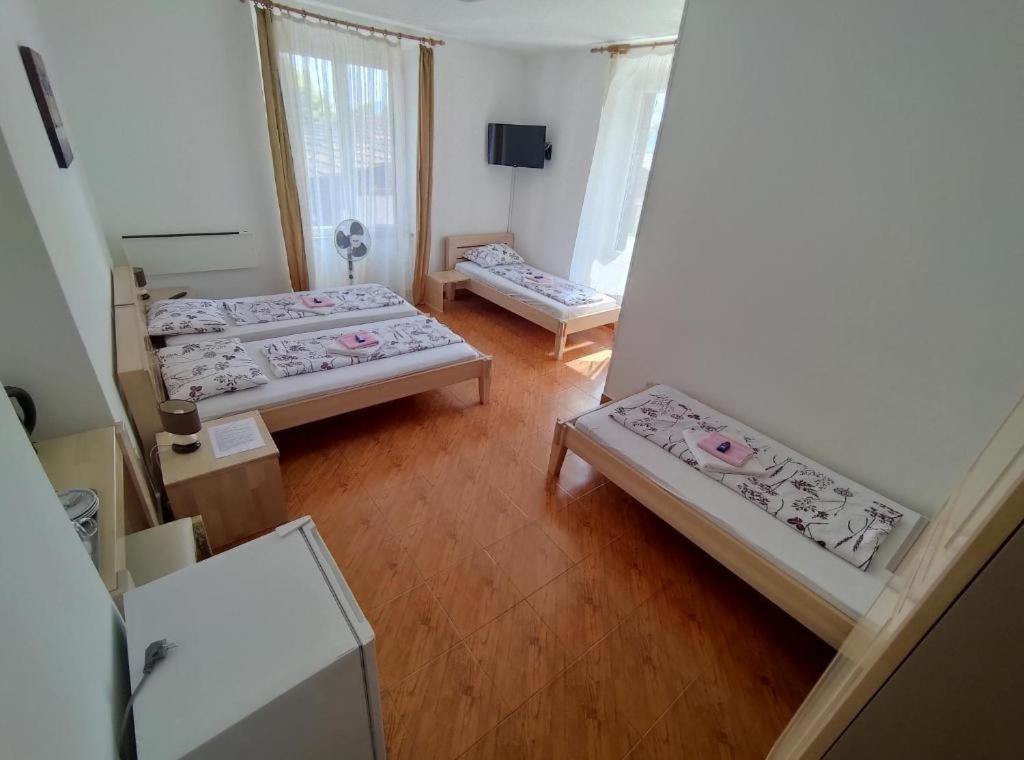 San Valentino Hotell Bašanija Exteriör bild