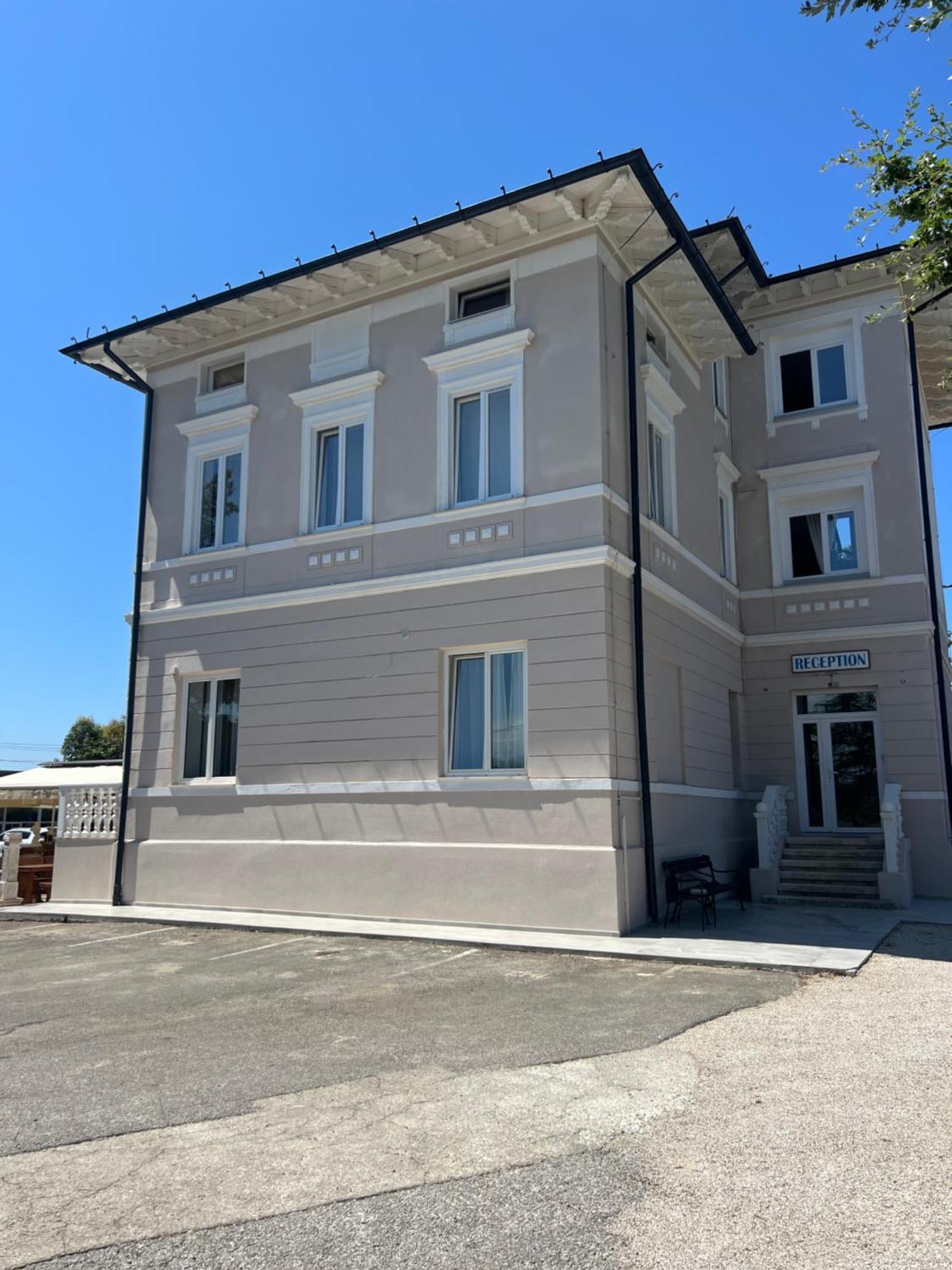 San Valentino Hotell Bašanija Exteriör bild